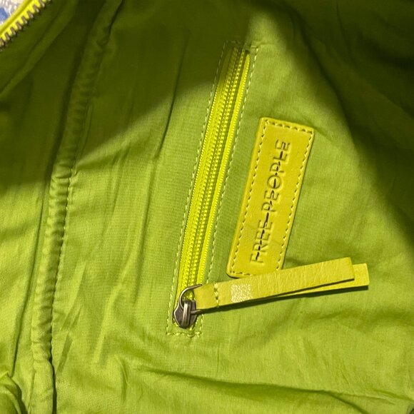 NNT Free People Wilder Embellished Pebbled Leather Sling Bag Concho Green Lime - Picture 6 of 8